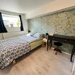 Spacious & Cozy In Tranquil Suburb Vejle